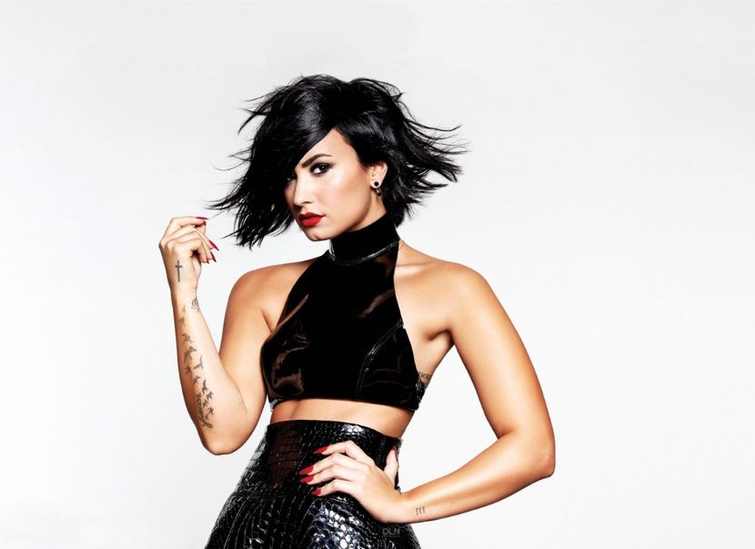  - DEMI LOVATO PHOTOSHOOTS 1
