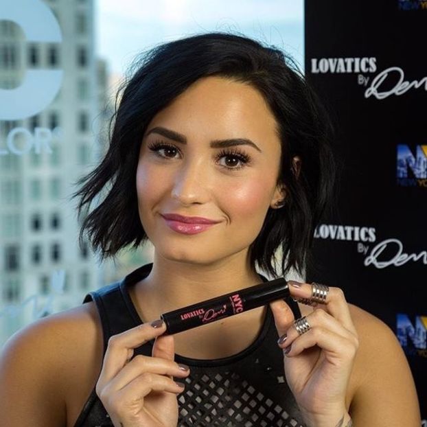  - DEMI LOVATO PHOTOSHOOTS 1