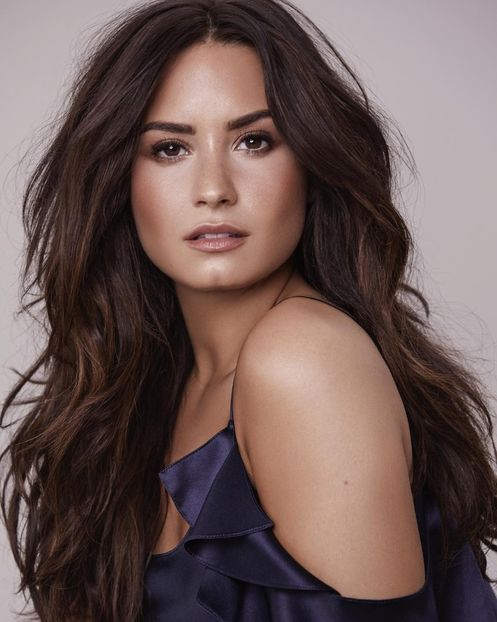  - DEMI LOVATO PHOTOSHOOTS 2