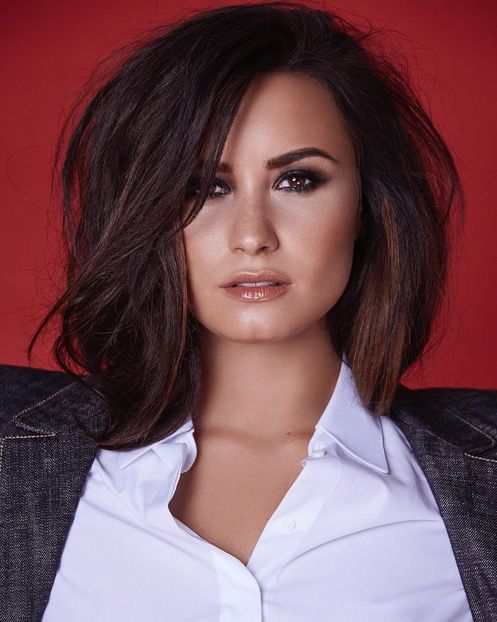  - DEMI LOVATO PHOTOSHOOTS 2