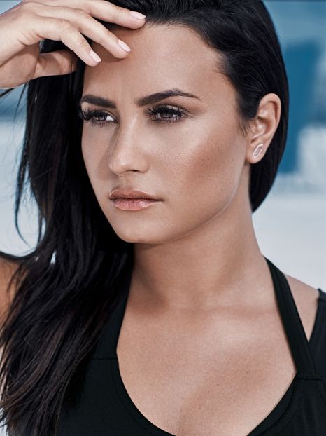  - DEMI LOVATO PHOTOSHOOTS 2