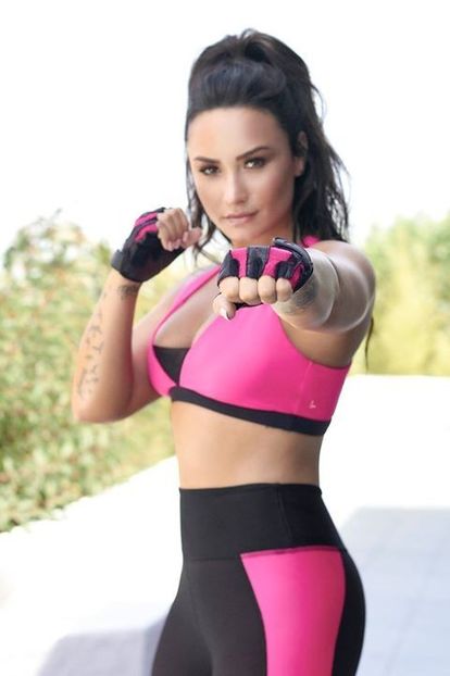  - DEMI LOVATO PHOTOSHOOTS 2