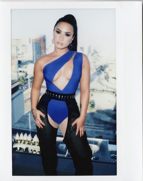  - DEMI LOVATO PHOTOSHOOTS 1