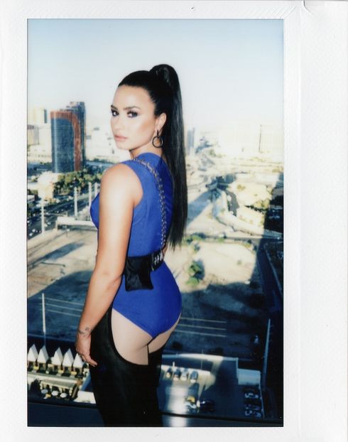  - DEMI LOVATO PHOTOSHOOTS 1