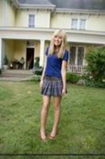 HANNAH MONTANA THE MOVIE - 000000000000000000Lucruri noi0000000000000000000