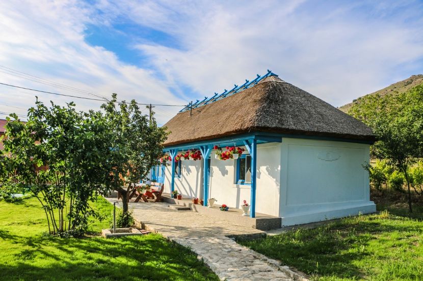  - Casa cu Stuf Greci jud Tulcea