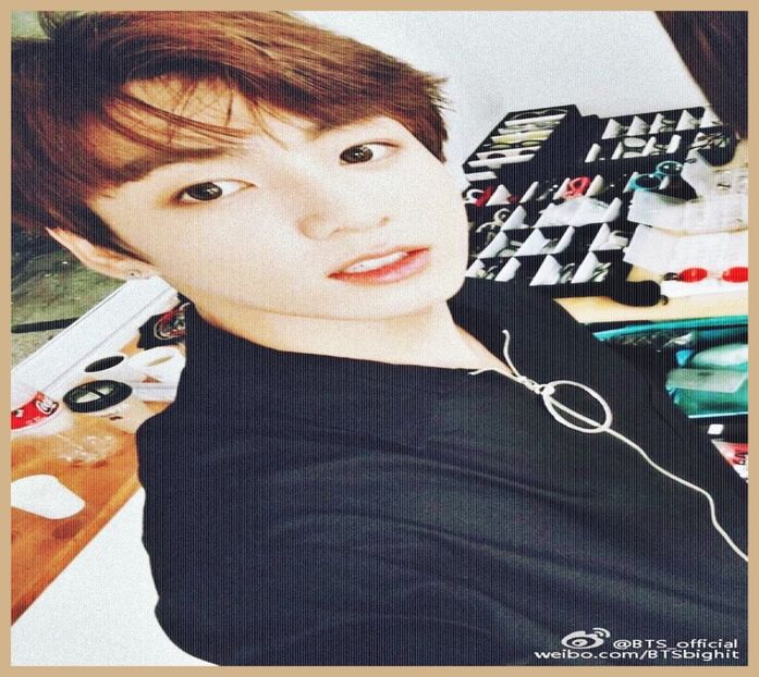 Day 2 (13-06-2020) - selfie - 02 - Jeon Jungkook