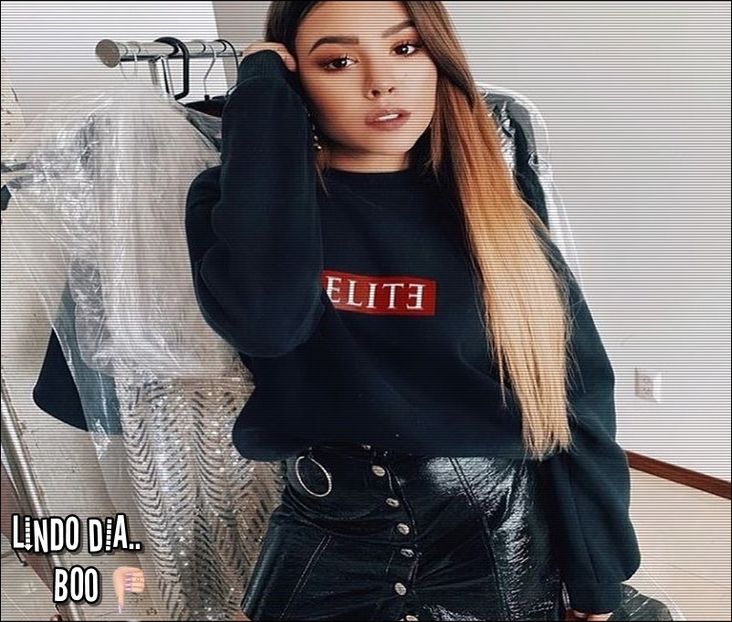 ✄♔..Яυιи Tнε Fяιεиdѕнιρ 〄♡  [cl] [#se apropie de canapea si se aseaza langa el . - EP03xWe gon start a riot up in here