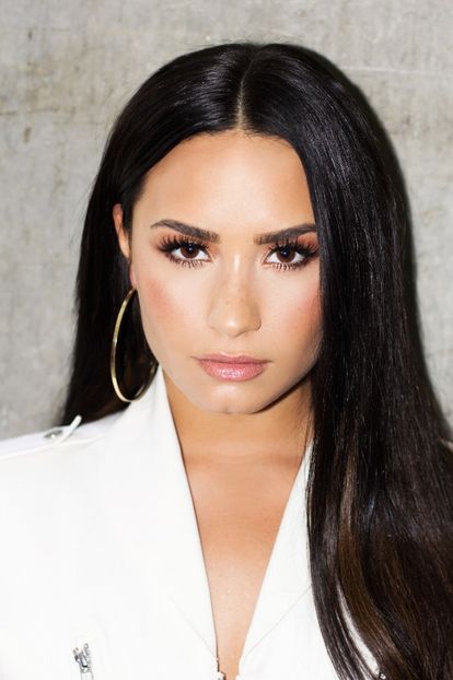  - DEMI LOVATO PHOTOSHOOTS 2