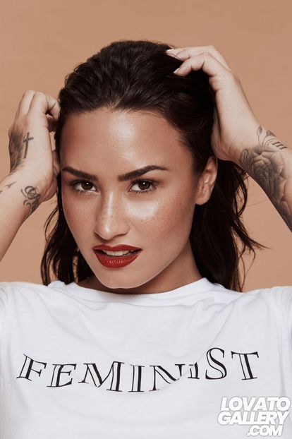  - DEMI LOVATO PHOTOSHOOTS 1