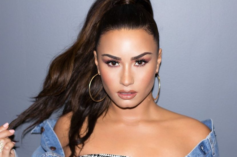  - DEMI LOVATO PHOTOSHOOTS 1