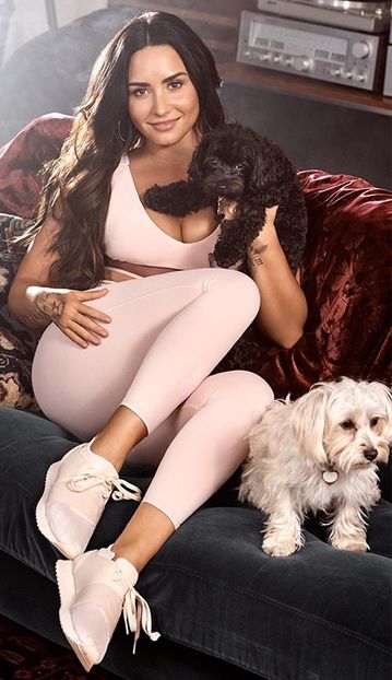  - DEMI LOVATO PHOTOSHOOTS 1