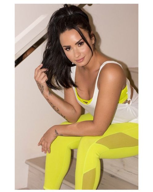  - DEMI LOVATO PHOTOSHOOTS 1