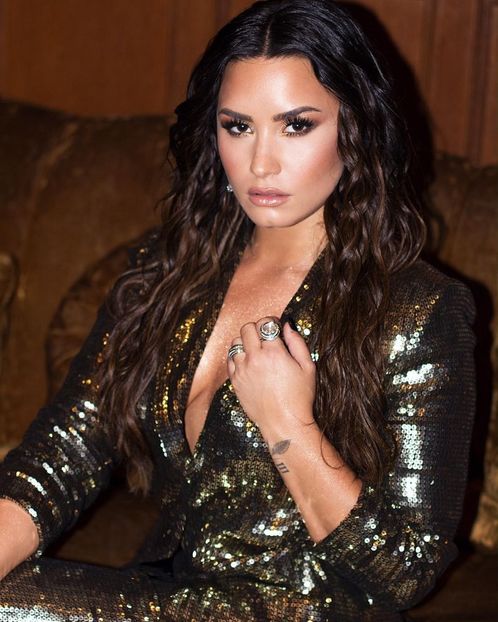 004 (1) - DEMI LOVATO PHOTOSHOOTS 2