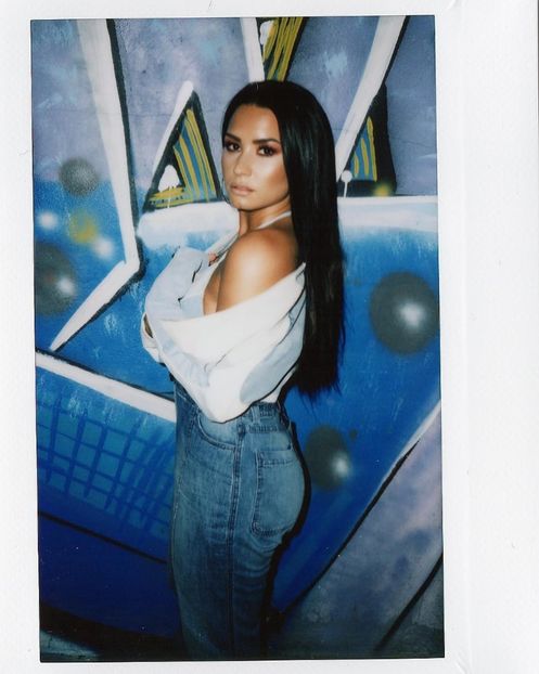 001 (1) - DEMI LOVATO PHOTOSHOOTS 2