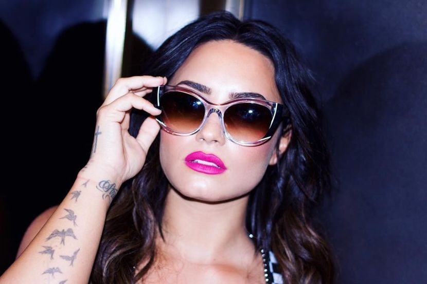  - DEMI LOVATO PHOTOSHOOTS 2