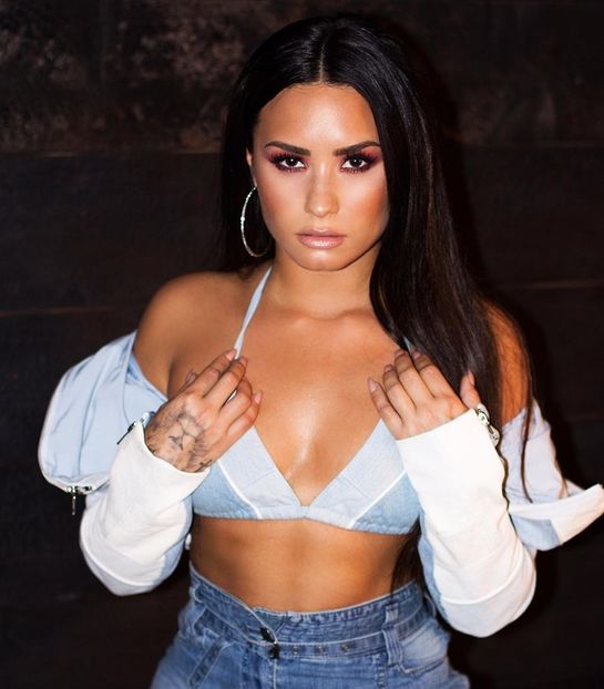 002 (1) - DEMI LOVATO PHOTOSHOOTS 2