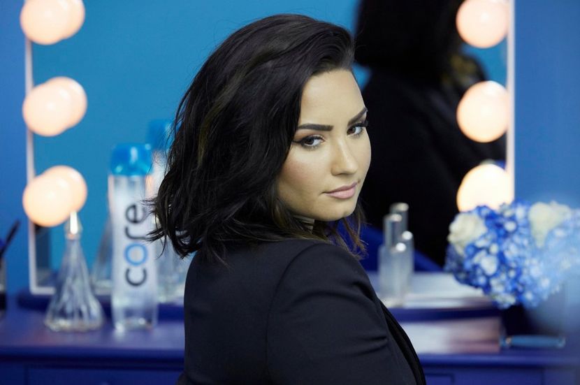 - DEMI LOVATO PHOTOSHOOTS 2
