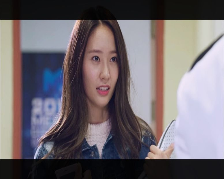 ▌Se strâmbă la Hana. ▌　― Ni la ea.. Pe la 16 trebuie să mergem să ne luăm uniformele. ᴄʟᴋ - Episode 01