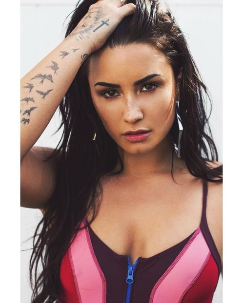 001 (1) - DEMI LOVATO PHOTOSHOOTS 1
