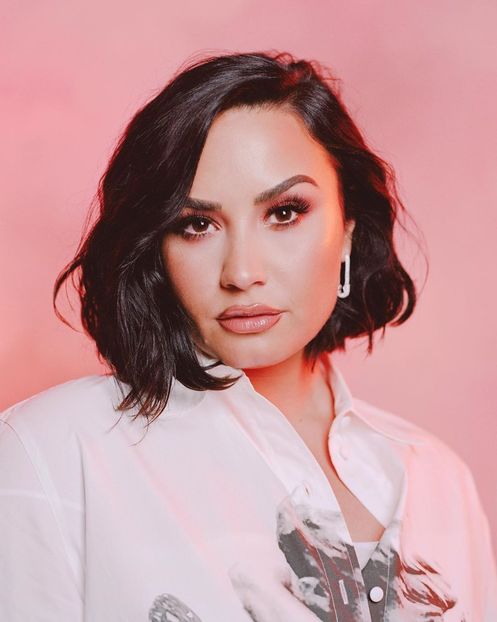  - DEMI LOVATO PHOTOSHOOTS 1