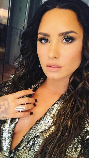  - DEMI LOVATO PHOTOSHOOTS 1