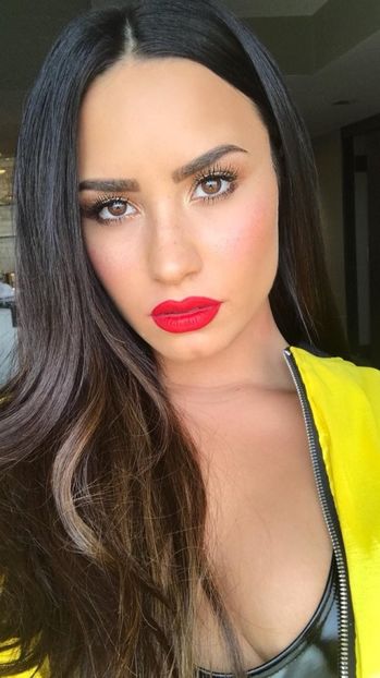  - DEMI LOVATO PHOTOSHOOTS 1