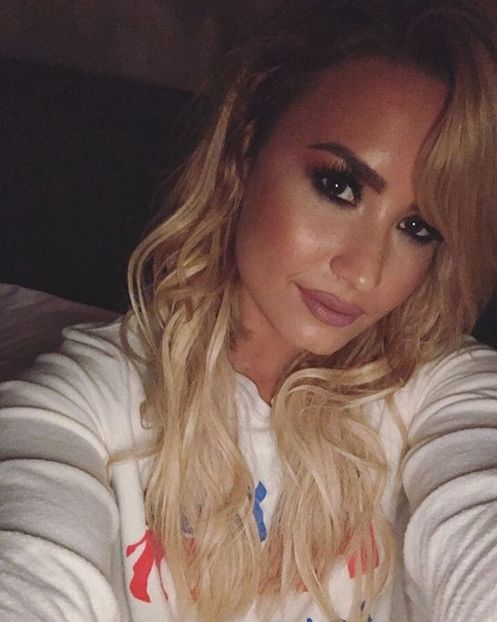 x1238 - DEMI LOVATO PHOTOSHOOTS 2