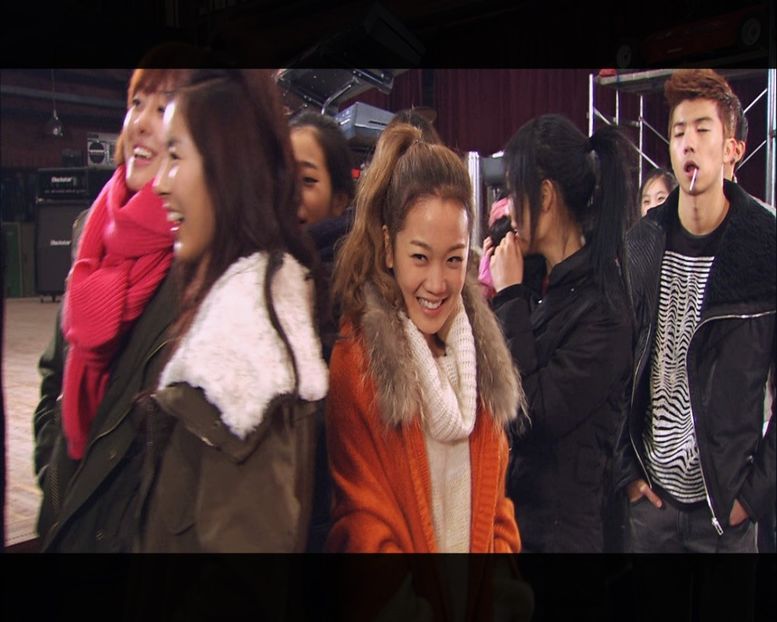 ▌Începe toată lumea să râdă.  ▌ - Episode 01