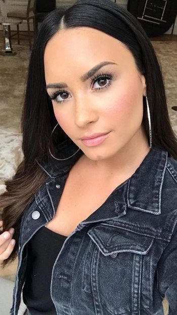  - DEMI LOVATO PHOTOSHOOTS 2