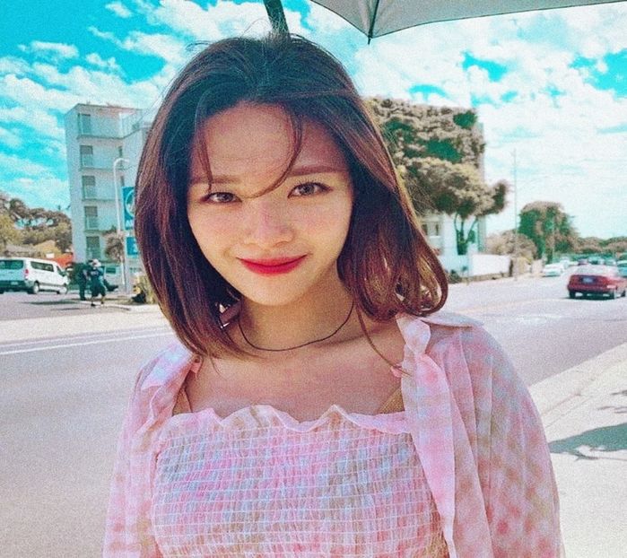⋗ Day 107 ⚘ Jeongyeon ⚘ ☾ 17.06.2020 - 01 Je suis ma plus belle arme
