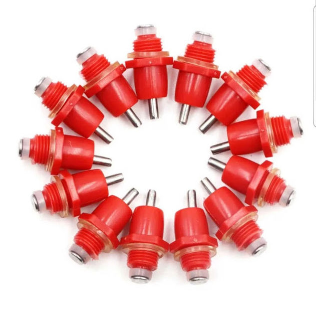  - A4 Adapatori Niplu Apa Pasari de vanzare