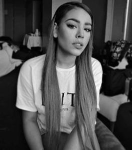  - Danna Paola