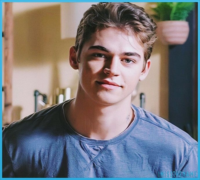 【 beYourselfxd 】► ʜᴇʀᴏ ꜰɪᴇɴɴᴇꜱ ᴛɪꜰꜰɪɴ - 01 - The sky speaks to you