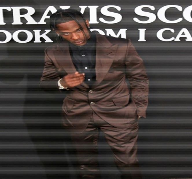 — Josephine produce acea constatare, instant capul şi-l întoarce, privind în totalitate asupra - 17 My eyes red but my brim low