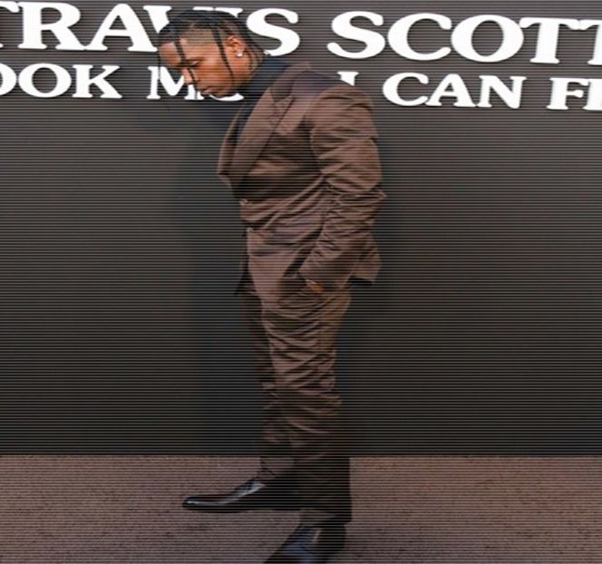 — Căci sesizează intenţia ei de a-şi completa precedenta frază. „De ce, ai în plan să mă - 17 My eyes red but my brim low