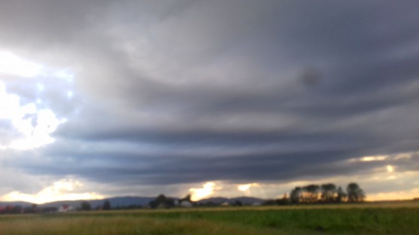  - - O - Fotografii x