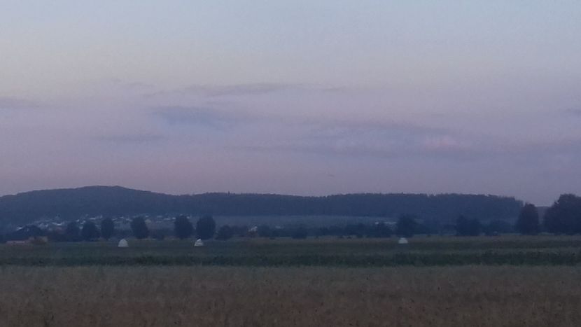  - - O - Fotografii x