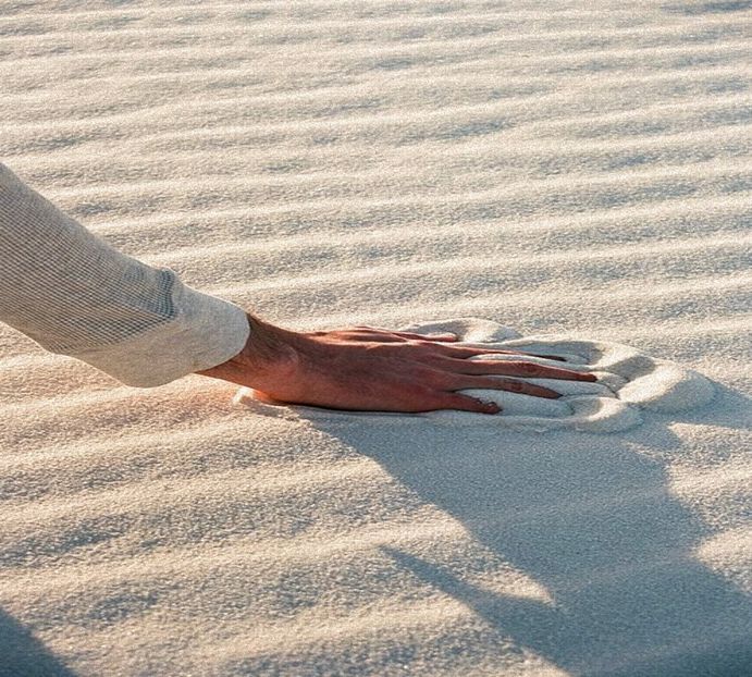 3 iulie 2020 ▤ @Attitude ┃ - She stole my heart and fcked it up