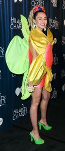  - MILEY CYRUS LA HILARITY FOR CHARITY VARIETY SHOW