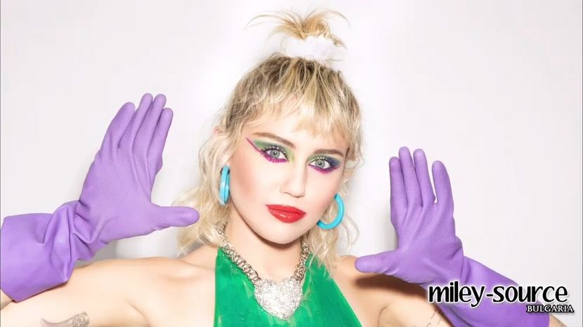  - MILEY CYRUS PHOTOSHOOTS 2