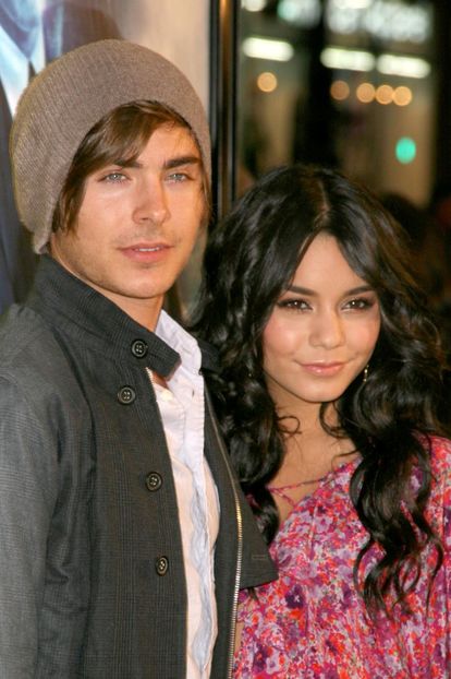  - VANESSA HUDGENS SI ZAC EFRON