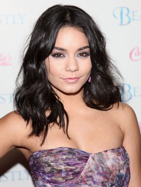  - Vanessa Hudgens la attends the Beastly Premiere in Los Angeles - February 24th