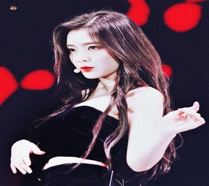 ⋗ Day 137 ⚘ Irene ⚘ ☾ 17.07.2020 - 01 Je suis ma plus belle arme