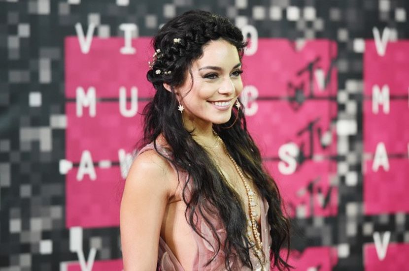  - VANESSA HUDGENS LA MTV VIDEO MUSIC AWARDS IN LOS ANGELES 2015