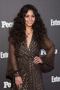 image16 - VANESSA HUDGENS LA ENTERTAINMENT WEEKLY PEOPLE UPFRONTS PARTY