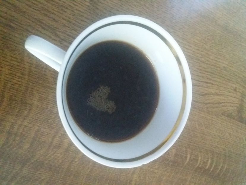  - La o cafea