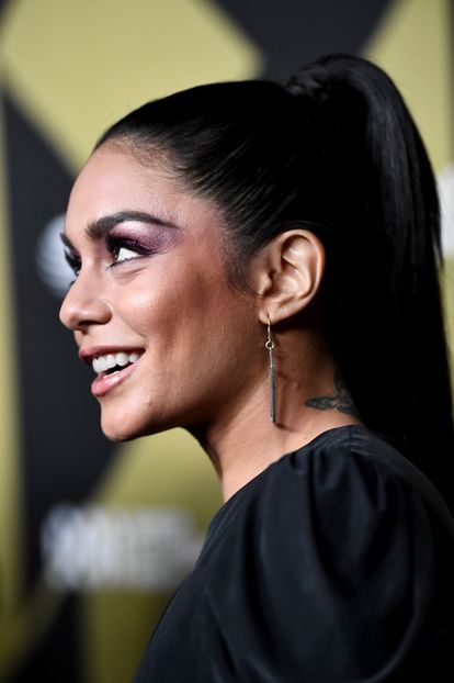 image2 - VANESSA HUDGENS LA THE 8TH ANNUAL NFL HONORS AT THE FOX THEATRE