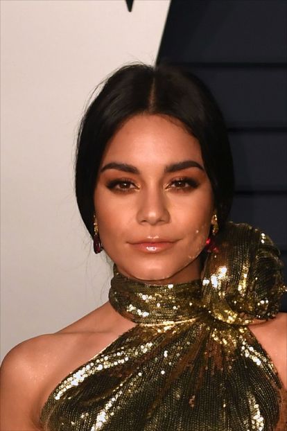 image104 - VANESSA HUDGENS LA 2019 VANITY FAIR OSCAR PARTY HOSTED BY RADHIKA JONES