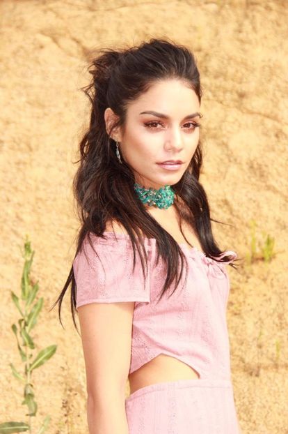 image16 - VANESSA HUDGENS PHOTOSHOOTS 2